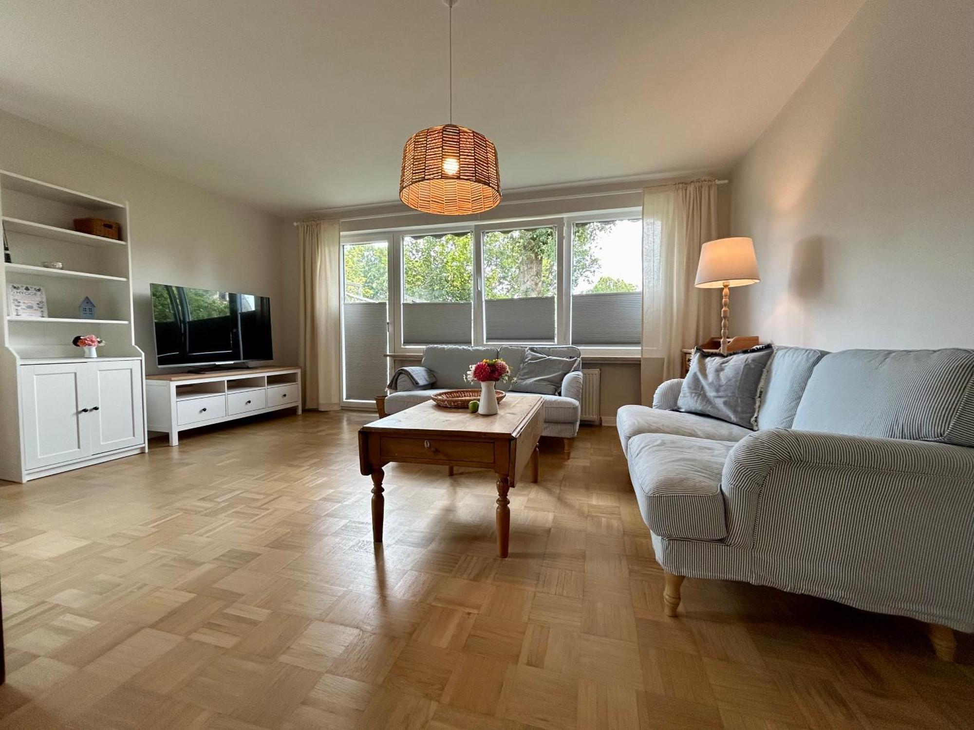 Liten Lind - Ferienwohnung In Sahlenburg クックスハーフェン エクステリア 写真